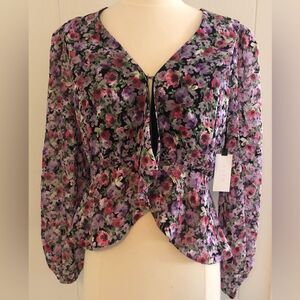 Revolve ASTR the Label Floral Keyhole V-Neck Peplum Top Size Small